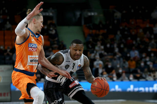 从加纳乔个 从加纳乔个