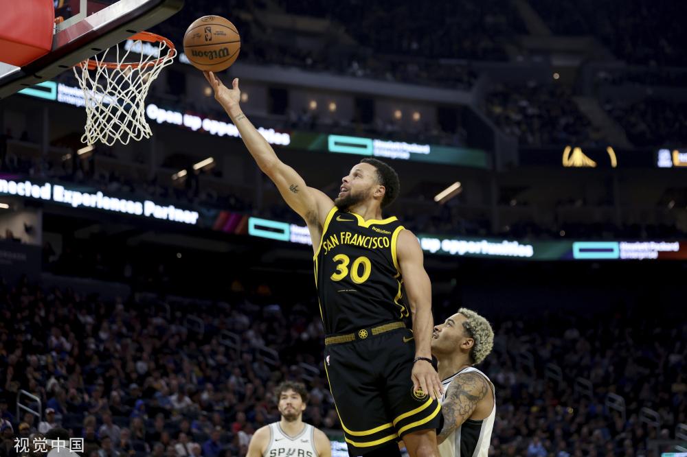 轻资产与选 轻资产与选